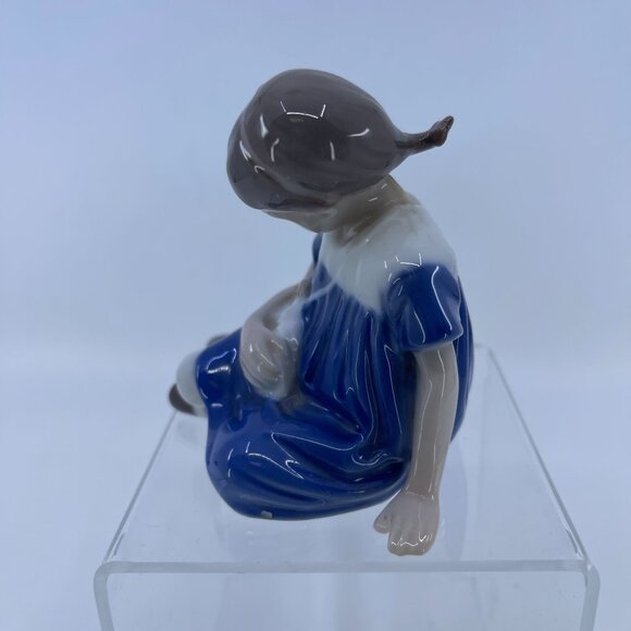 vintage b & g "girl with doll" porcelain figurine copenhagen denmark - Picture 2 of 7